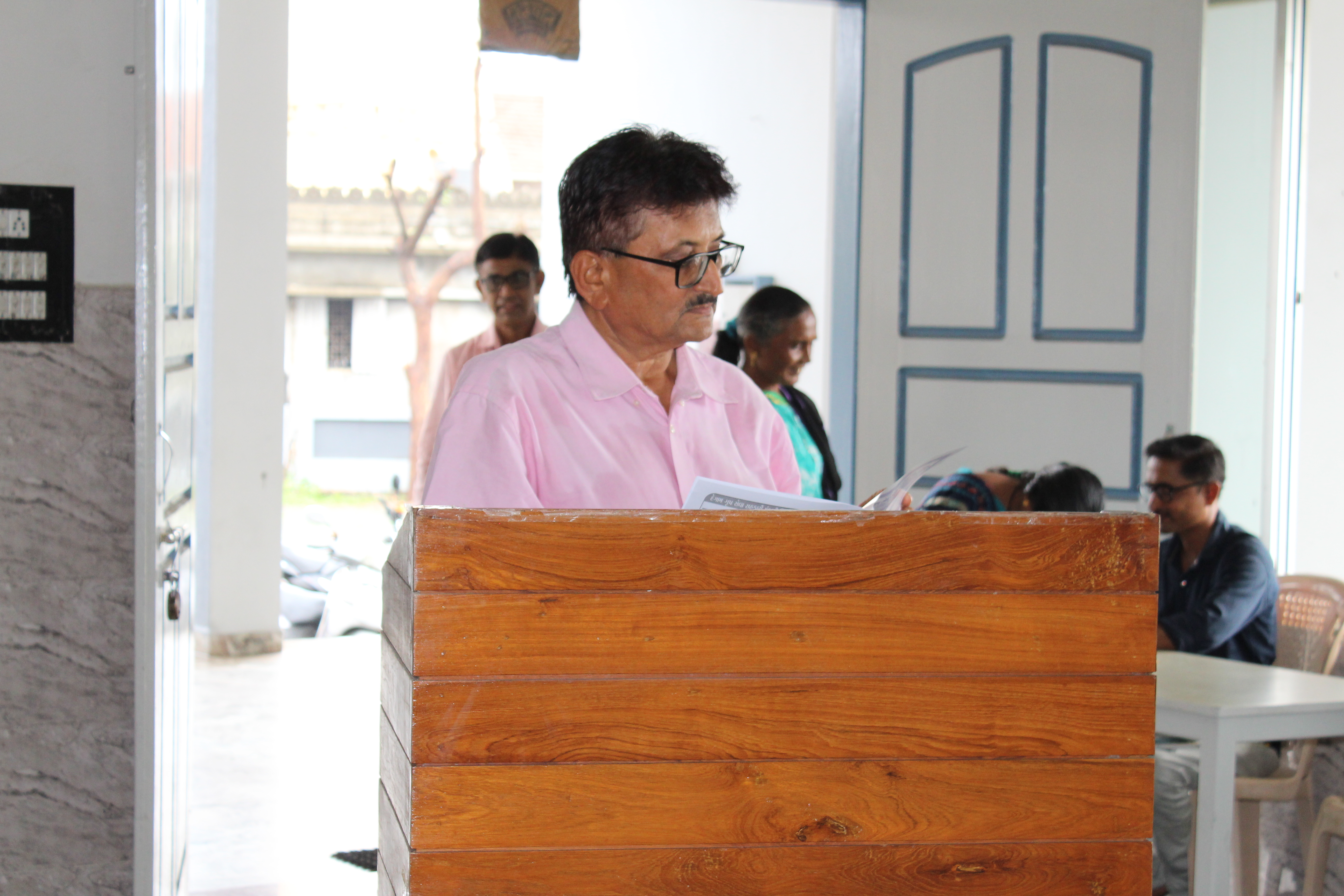 Meeting Image 11